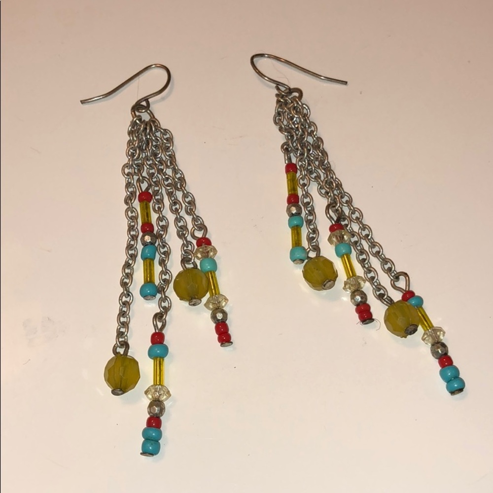 Dangle set of earrings